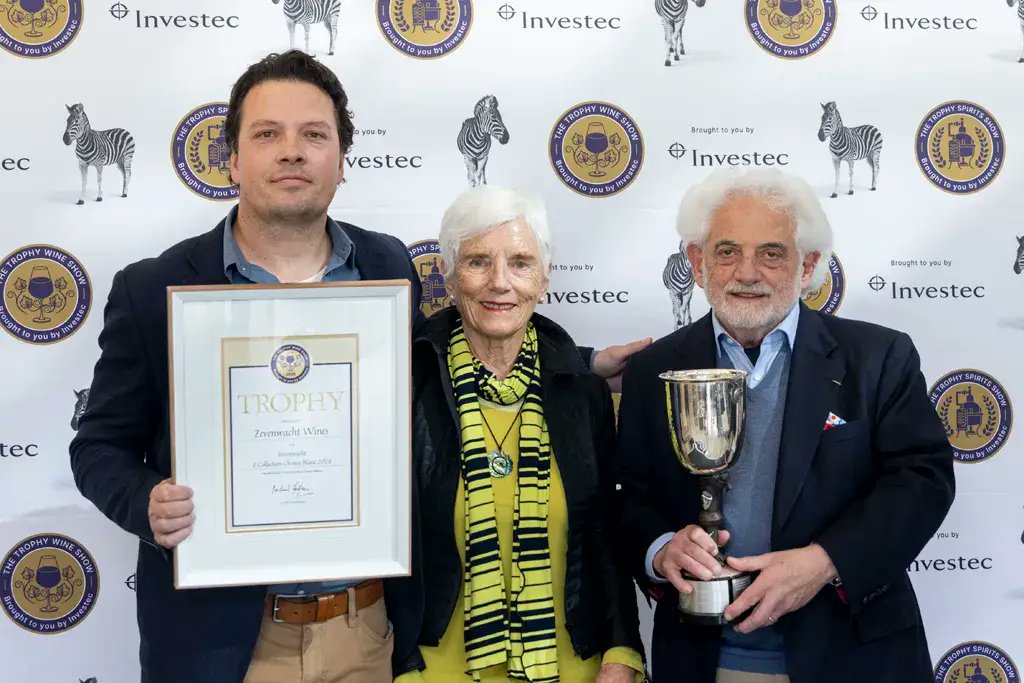 Hagen Viljoen - top dog at this year’s Trophy Wine Show, scooping the Harold Eedes Trophy for Best Chenin Blanc with the Zevenwacht Z Collection 2024 -plus my mum and MF.