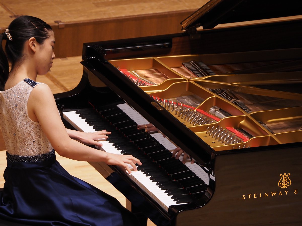 🎶大学 Student Concert (2)が行われました。
#長谷川左京 (大2 ピアノ）
#松井琴子 (大2 ヴァイオリン）
#川口結音 (大2 ピアノ）
#奥村珠どり (大2 ヴァイオリン）
#前川愛実 (大3 ピアノ）
#山本真緒 (大2 ヴァイオリン）
#加藤亜咲美 (大3 ピアノ)
#渡邊伽音 (大3 ピアノ)

#tohomusic🎶