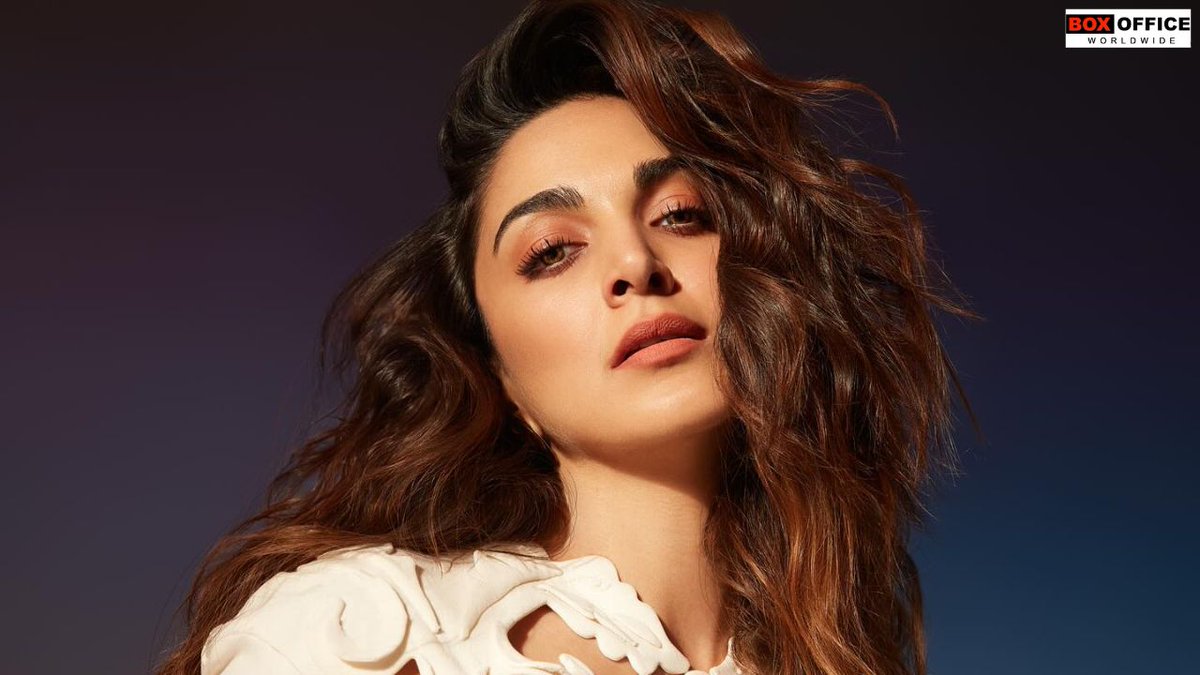 BOWorldwide's tweet photo. Kiara Advani In Talks To Play Meena Kumari In Upcoming Biopic Backed By Sidharth Malhotra & Saregama
https://t.co/2aTrhRLiMj
#kiaraadvaní
#meenakumari
#TragedyQueen
#BollywoodBiopic
#sidharthmalhotra
#KamalAmrohi
#War2
#Toxic
#Saregama
@advani_kiara https://t.co/AVICA3u4Xh