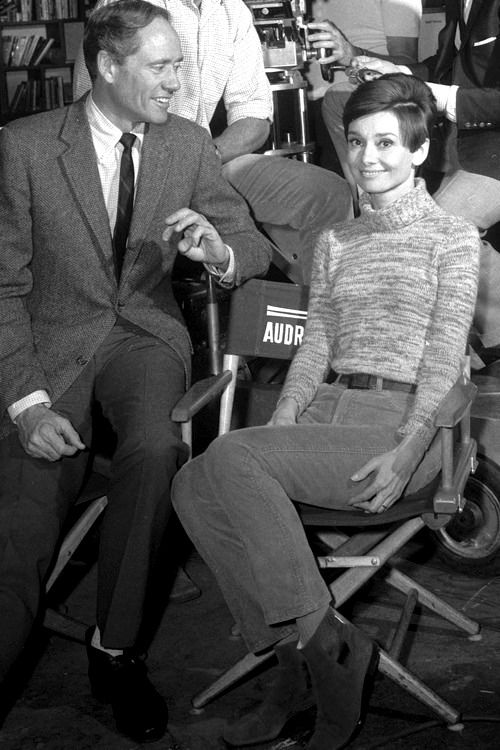 goldenagefilm's tweet photo. Some great #BTS photos from Audrey Hepburn’s classic 1967 Horror film, Wait Until Dark, which was her only venture into the horror genre. Co-starring Alan Arkin, Richard Crenna, Jack Weston and Efrem Zimbalist Jr. and directed by Terence Young. https://t.co/qzy3FHRzou