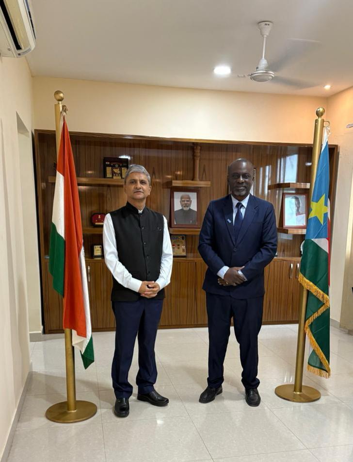 karamagih's tweet image. Had a fruitful meeting this morning with Amb. of @eoijuba Hon. Anil Nautiyal! 🇮🇳🤝 We explored exciting opportunities for collaboration in specialized medical care & #digitalhealth. Together, we can elevate health sector development in SSD! #GlobalHealth #India #WHO #SouthSudan
