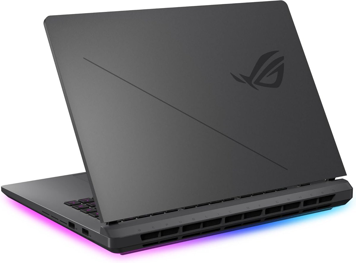 smarttechbrief's tweet image. ASUS ROG Strix G16 (2025) Gaming Laptop, 16” ROG Nebula Display 16:10 2.5K 240Hz/3ms, NVIDIA® GeForce RTX™ 5070 Ti GPU, Intel® Core™ Ultra 9 275HX Processor, 32GB DDR5, 1TB SSD, Wi-Fi 7, Win11 Home 
Deal Link: amzn.to/3G7M7Om
#laptopdeals #laptopsales