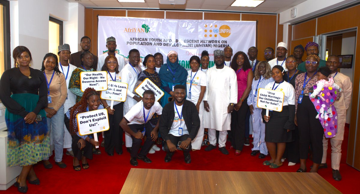 UNFPA Nigeria (@unfpanigeria) on Twitter photo We marked the Day of the African Child in #Abuja with a national roundtable featuring <a href="/Afriyanng/">AfriYAN Nigeria</a> and policymakers. Participants shared perspectives on how to promote the rights of girls and young women. 🇳🇬
Link to full video here 👉 tinyurl.com/y6yd73bn
#Leavenoonebehind We marked the Day of the African Child in #Abuja with a national roundtable featuring <a href="/Afriyanng/">AfriYAN Nigeria</a> and policymakers. Participants shared perspectives on how to promote the rights of girls and young women. 🇳🇬
Link to full video here 👉 tinyurl.com/y6yd73bn
#Leavenoonebehind