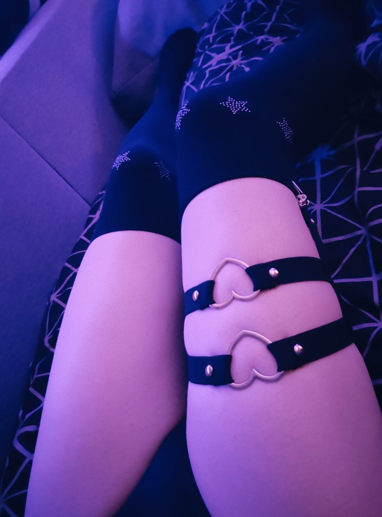 PandaThighs's tweet photo. Love yourselves 💕💫 https://t.co/jMlRWLsZuO