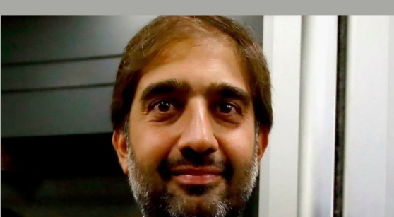 Geronimo
un emendamento del governo rende l'ACI un ente pubblico.
Annullata l'elezione di Angelo Sticchi Damiani e 
spunta il figlio di La Russa.
Una poltroncina da 800.000 euro che vanno ad aggiungersi ai 400.000 di Sara Assicurazioni,ACI Milano
e ACI Nazionale.📌📌📌