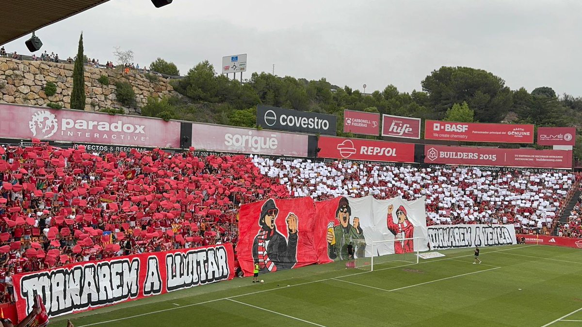 MarcFdez11's tweet photo. pediros un favor.
Lo que se ha vivido y conseguido estas dos temporadas es algo que pocos clubs lo pueden decir, y eso si que no nos lo Robarán, no lo perdamos nosotros por favor 🙏 Sois el motor de este club!! Lo mejor está por llegar! Visca el Nastic y Visca Tarragona https://t.co/07fHuBG785