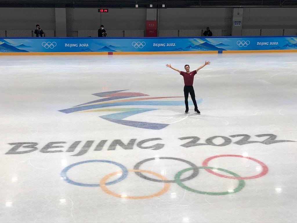 jasonbskates's tweet photo. Happy Olympic and Paralympic Day!!! 🥳 

No matter what you do, striving to be your best self is what today is all about… and that’s always worth celebrating! 🙌 #LetsMove #RoadtoMilanoCortina2026 #OlympicDay @Olympics @TeamUSA https://t.co/vKkJkdCBKY