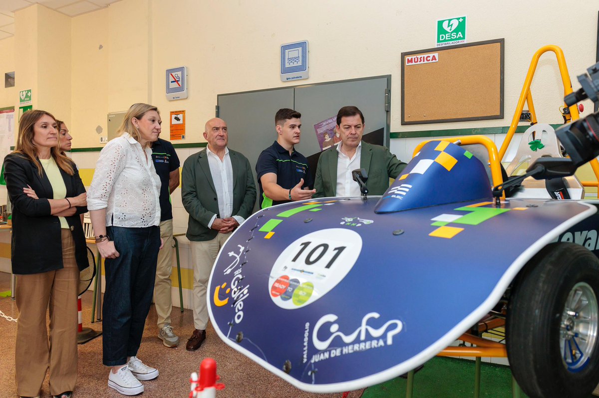 alferma1's tweet photo. #CastillayLeón cuenta con la mejor educación de España y una de las mejores del mundo. 

Desde la @jcyl seguiremos impulsando un sistema educativo de calidad, centrado en las personas y en el futuro de los jóvenes de nuestra Comunidad. https://t.co/AnZ5ak2fSa