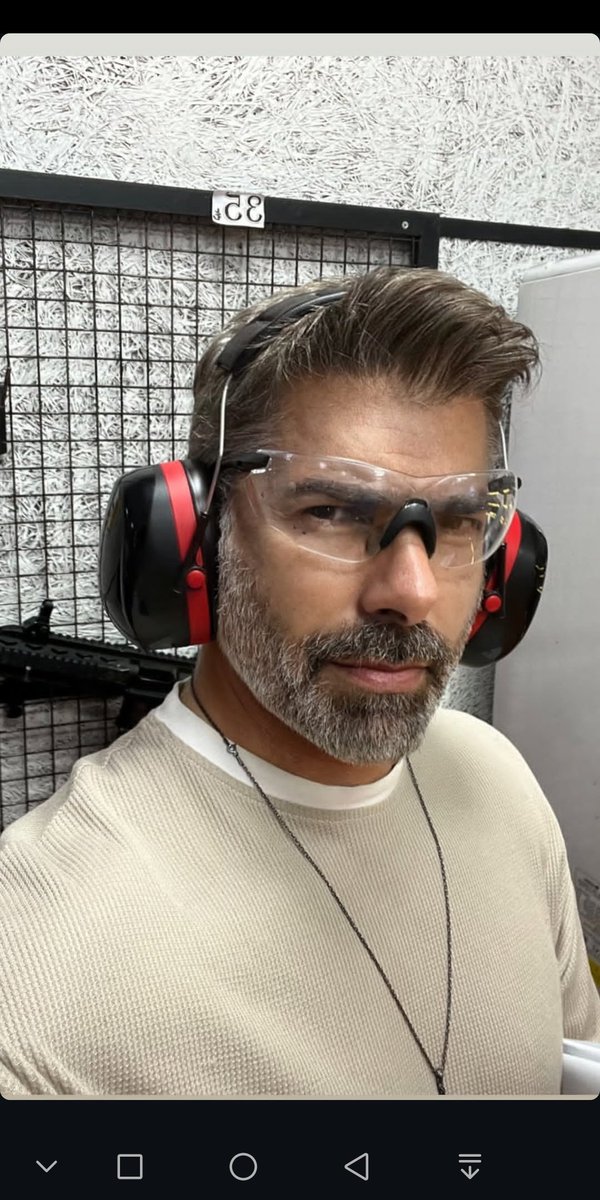 Türkiye'nin en güzel oyuncusu

CenkTorun #CenkTorun