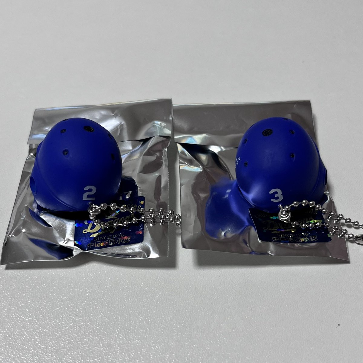 【交換】中日ドラゴンズ シークレットヘルメットボールチェーン

【譲】2、3

【求】5、決まり次第55

地方住みのため郵送での交換または、8/9か8/15現地交換可能です。
条件の合う方いましたら、お気軽にお声がけください。
 #ドラゴンズガチャ