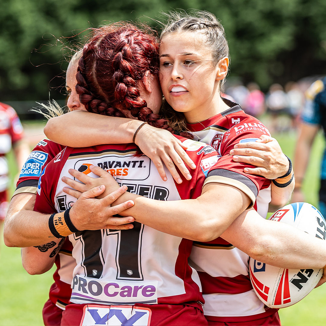 💯 Eva Hunter's first half double against Leigh Leopards saw the forward hit 100 points for Wigan Warriors.

#WWRL