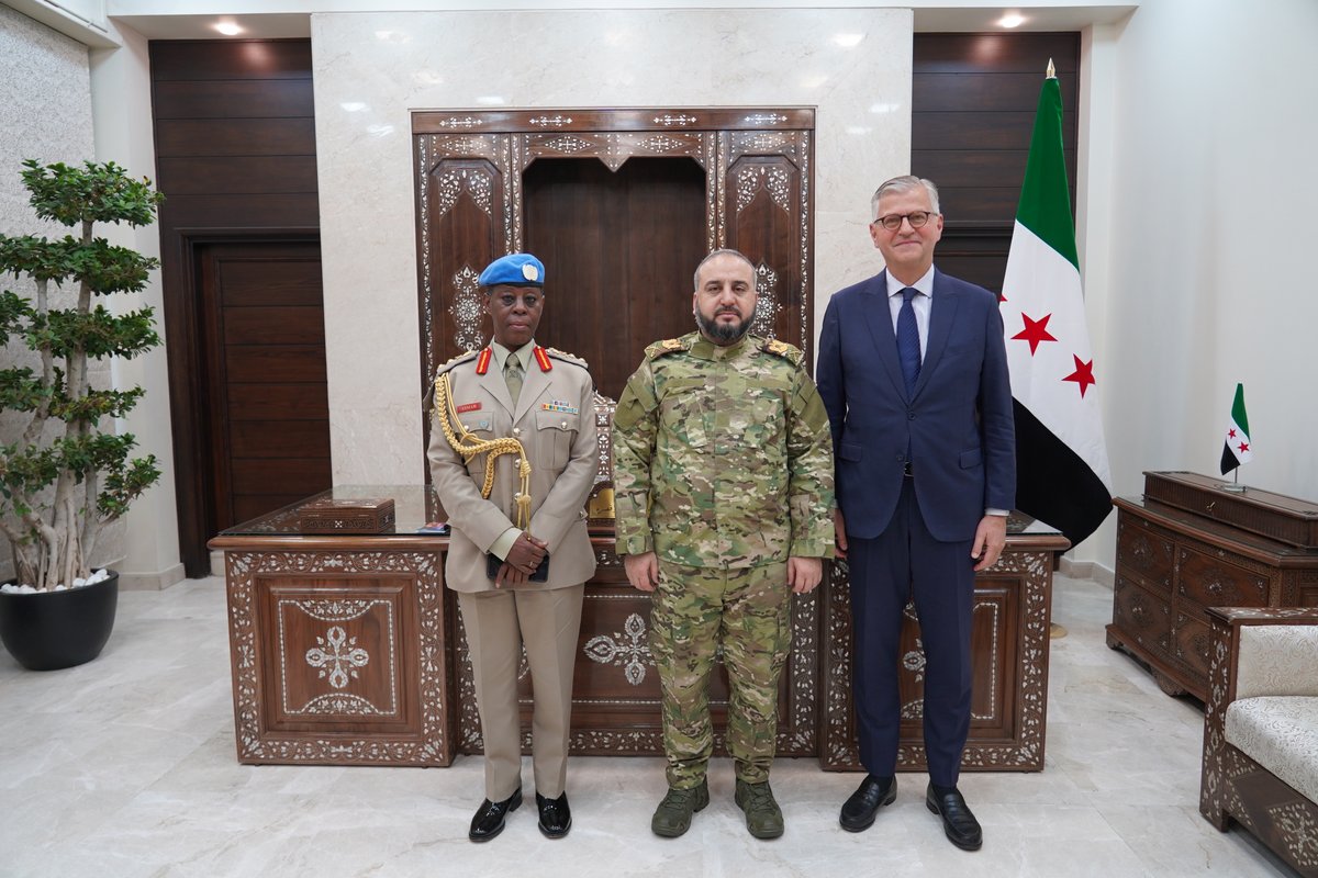 During his visit to UNDOF, USG DPO Mr. Jean-Pierre Lacroix together with #UNDOF FC Maj Gen Anita Asmah, met with the President of Syria, Ahmed al-Sharaa &amp; Minister of Defence, Murhaf Abu Qasra. #Golan
