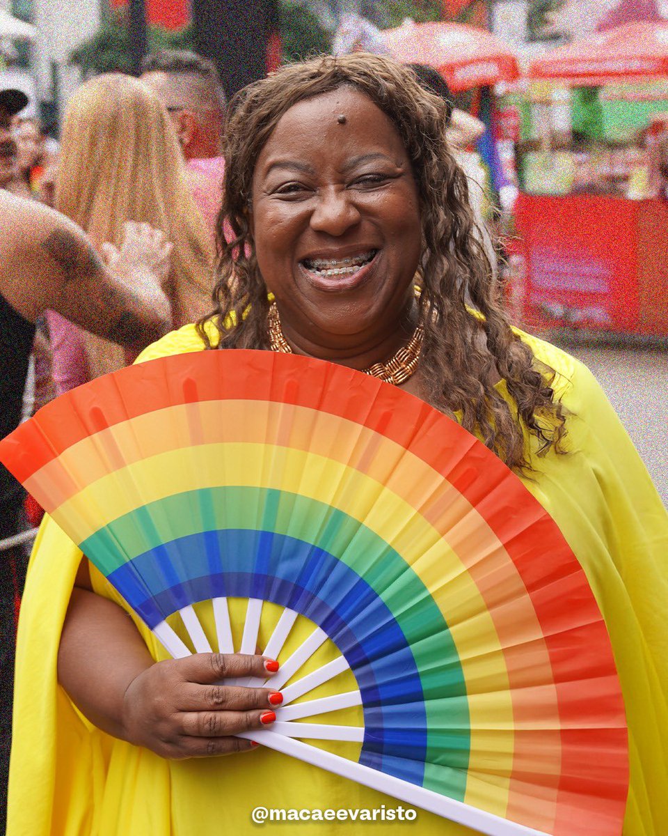 O Brasil é de todas as cores! Viva a Parada do Orgulho e a luta das pessoas LGBTQIA+ 🌈✊🏿