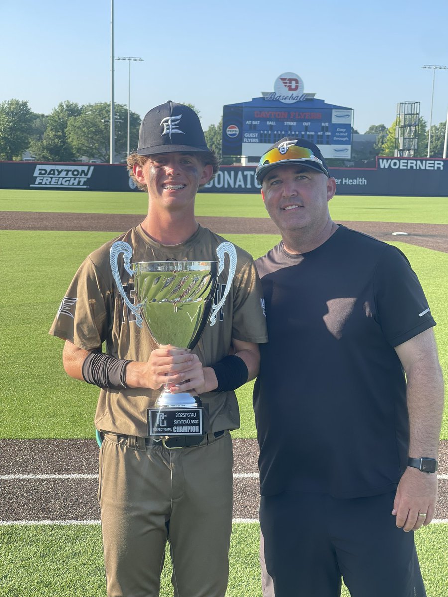 Great tournament with my <a href="/TeamEliteMW/">Team Elite Premier Midwest</a> Cincinnati boys at the 14u PG Summer Classic! 6-0 on the weekend!
I hit .600 (6 for 10) and had a .800 OBP (16 for 20) out of the lead off a spot! 

Great team effort and looking forward to carrying into next week!
<a href="/alphabsb/">Alpha Baseball</a> <a href="/PG_OhioValley/">Perfect Game Ohio Valley</a>