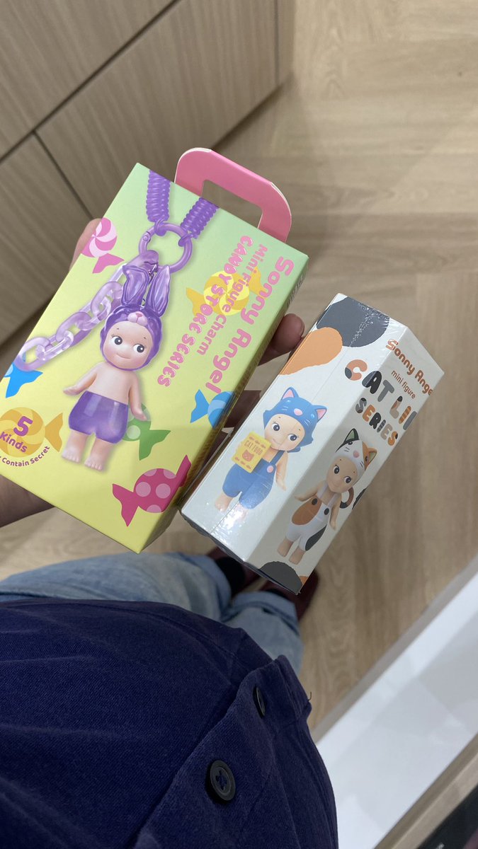 wts - want to sell

sonny angel candy store secret mint rabbit
🎂 460k
🎂 freshpull, w bnfc!
🎂 preferably splitpayment 🍊 or manual ship!

dm for more info<3