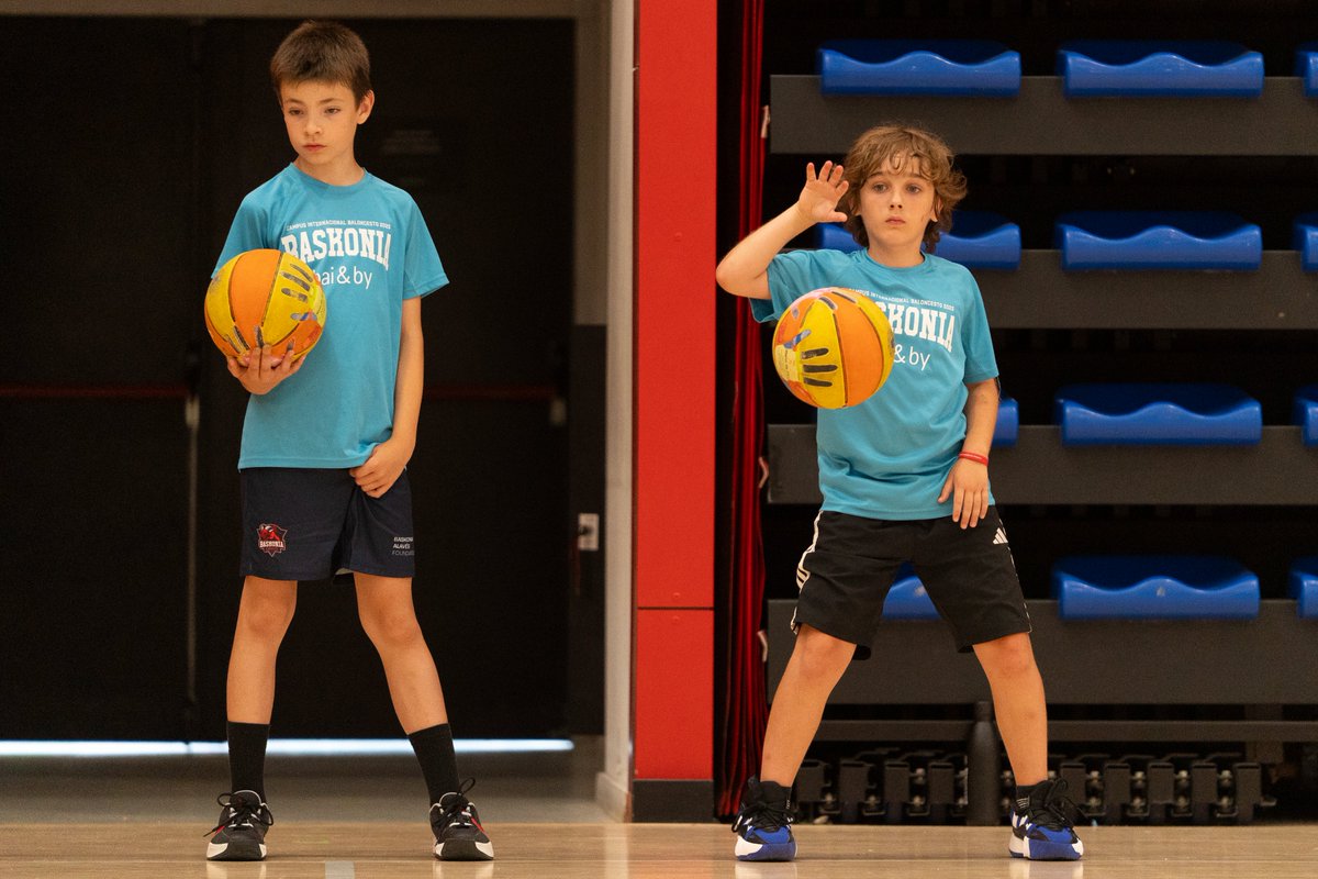 Baskonia's tweet photo. 🔛 ¡Primeros entrenamientos del Campus Internacional! 🏀

#CIBB25 https://t.co/xROoEw8N0W