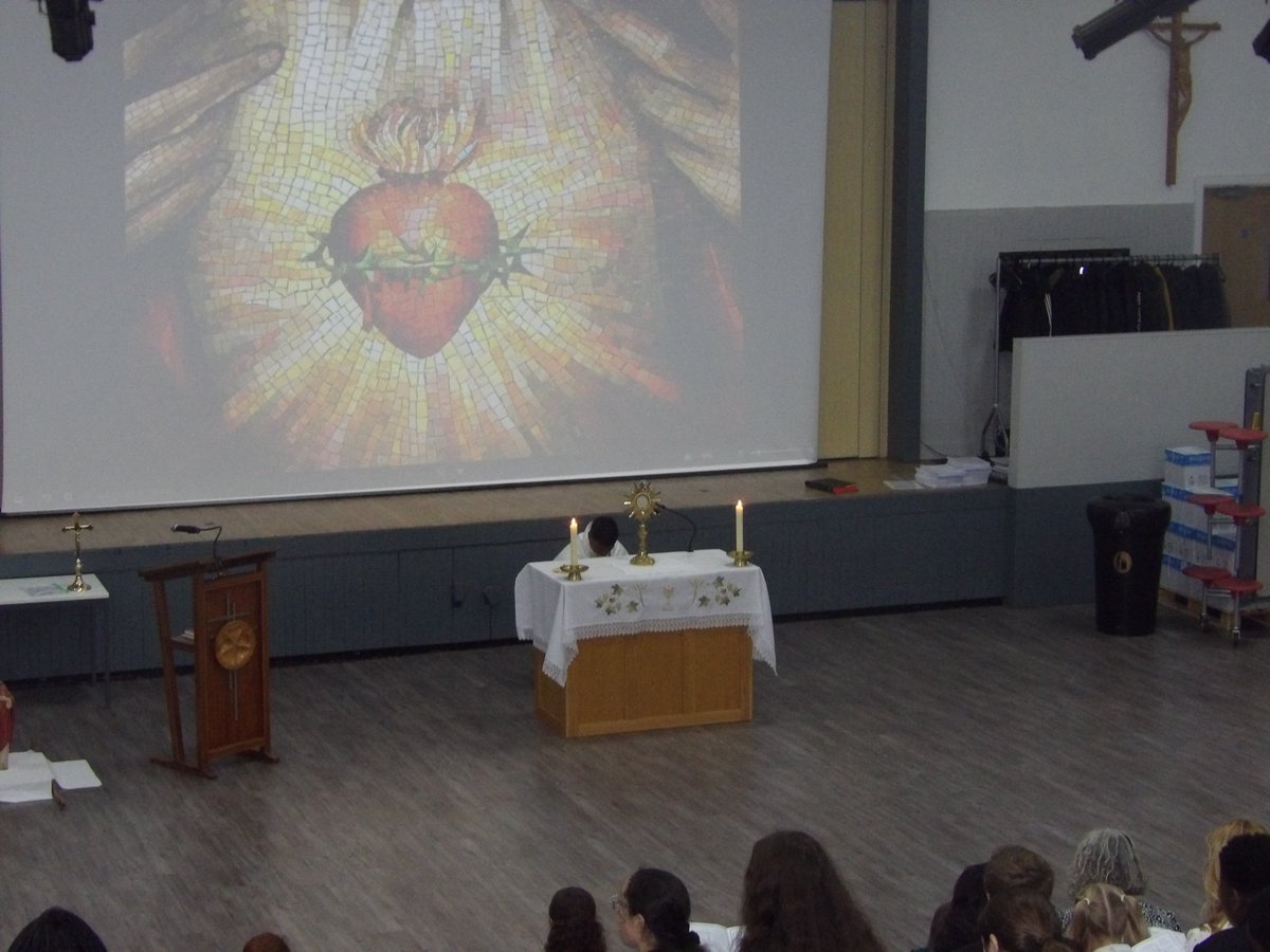 St Edmund Campion Chaplaincy (@stedcampchapel) on Twitter photo How special it was to join with <a href="/AbbeyPrimary/">🧡 Abbey Catholic School 🧡</a> <a href="/SSPeterPaulB24/">SS Peter & Paul B24</a> <a href="/ssmryjon/">SS. Mary and John's Catholic Primary School</a> <a href="/StGerardsBham/">🧡St Gerard's Catholic Primary School🧡</a> and <a href="/SacredHeartB20/">Sacred Heart Catholic Primary School</a> for a magnificent Corpus Christi procession! Together, we sang our unending thanks and praise to the Lord, for the greatest gift of all: His most precious Body and Blood! How special it was to join with <a href="/AbbeyPrimary/">🧡 Abbey Catholic School 🧡</a> <a href="/SSPeterPaulB24/">SS Peter & Paul B24</a> <a href="/ssmryjon/">SS. Mary and John's Catholic Primary School</a> <a href="/StGerardsBham/">🧡St Gerard's Catholic Primary School🧡</a> and <a href="/SacredHeartB20/">Sacred Heart Catholic Primary School</a> for a magnificent Corpus Christi procession! Together, we sang our unending thanks and praise to the Lord, for the greatest gift of all: His most precious Body and Blood!