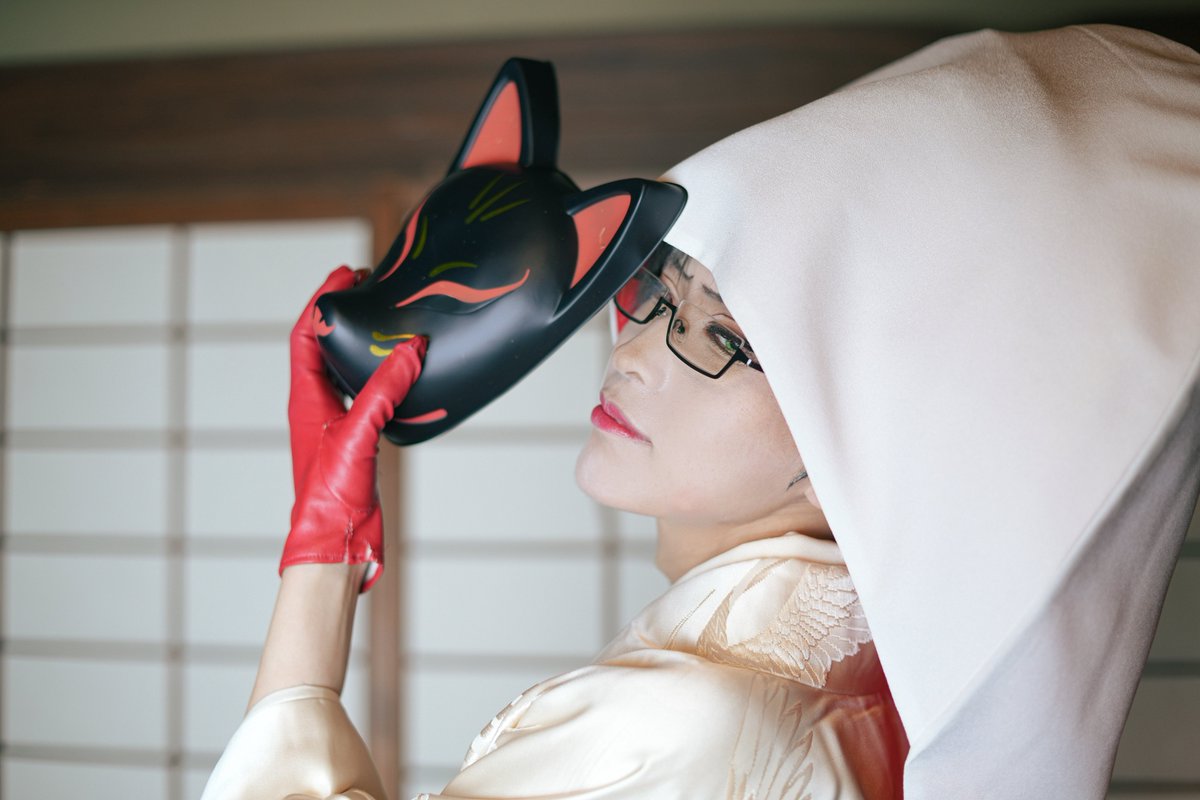 cosplay 
※捏造、女装注意

hpmi  🐰

　白に染めど灰と黒
　
photo:<a href="/9sagittarius/">由貴</a>