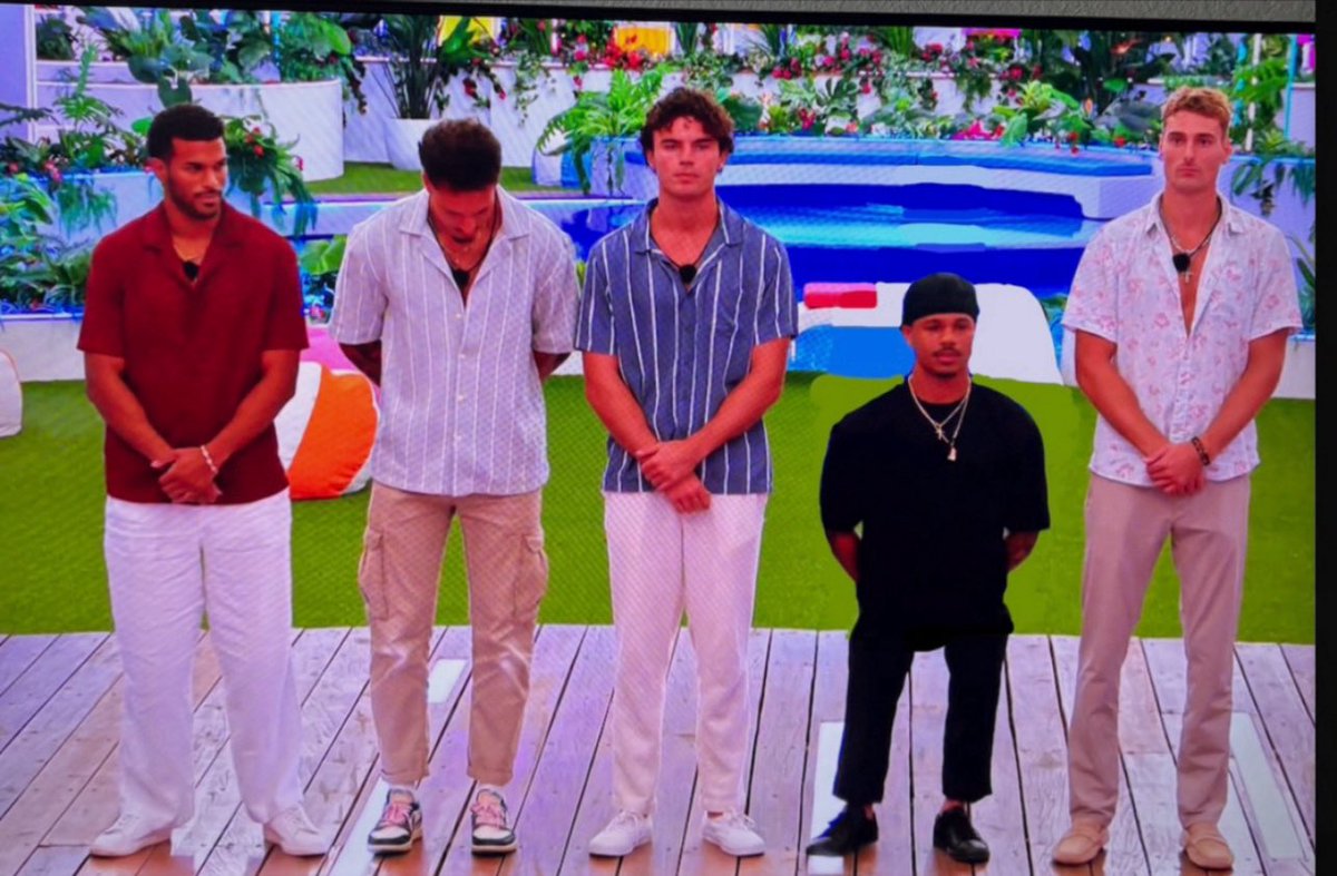 tallztin's tweet image. #shortmendeservenothing