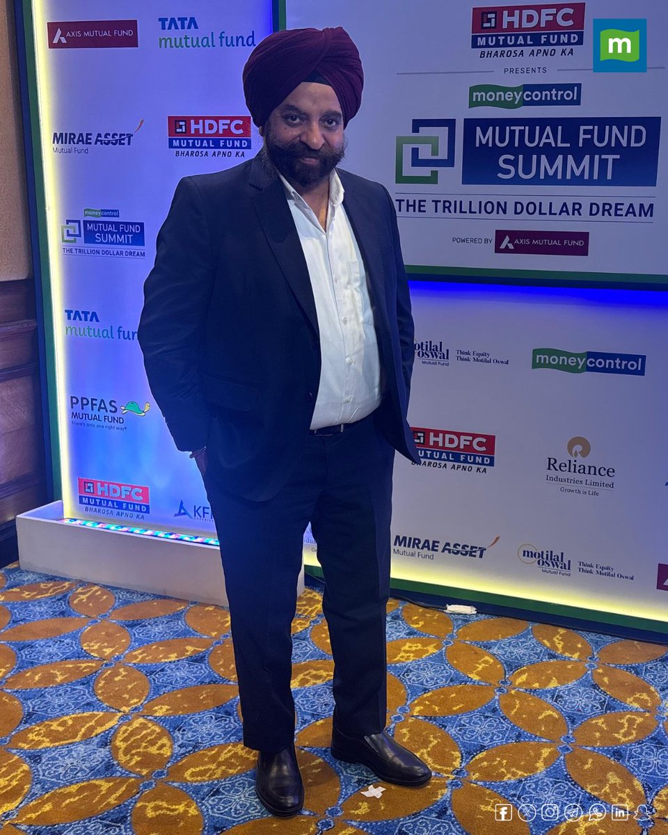 moneycontrolcom's tweet photo. #InPics 🚨| In the house to deliver insights on fund management and investments— DP Singh and Radhika Gupta take the stage at #MFSummit2025!
#DPSingh #RadhikaGupta #MutualFundsSummit https://t.co/FX26oO78sx