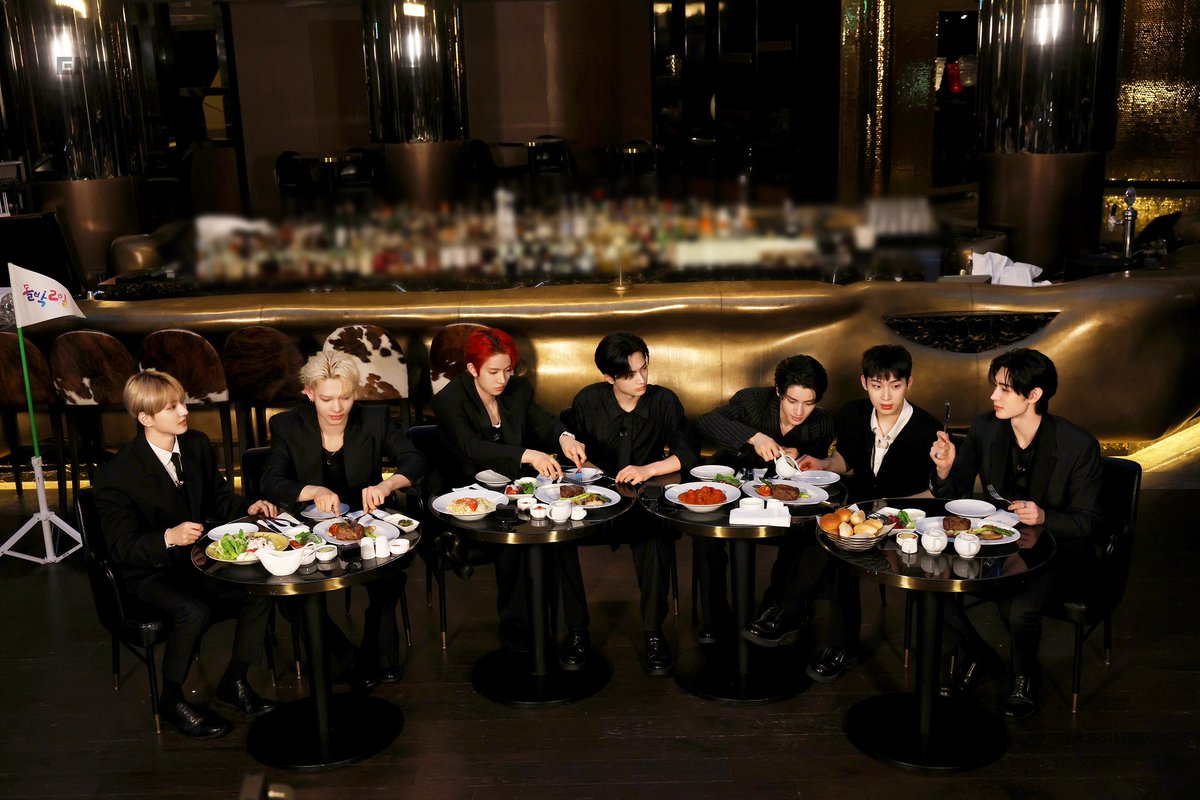 [PHOTO] 250623

ENHYPEN <1N2D - The Heir> Photo Sketch 📸

(1/9)

<a href="/ENHYPEN_members/">ENHYPEN</a> <a href="/ENHYPEN/">ENHYPEN OFFICIAL</a> #ENHYPEN #엔하이픈