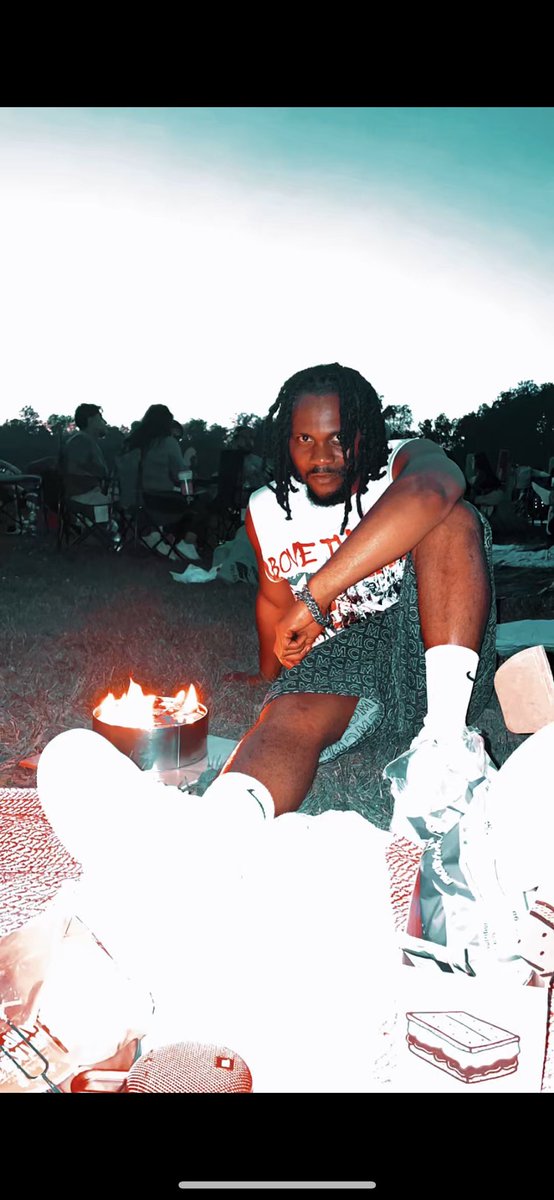 hey there, “FLAMINGO” is now out! Go listen - distrokid.com/hyperfollow/li…