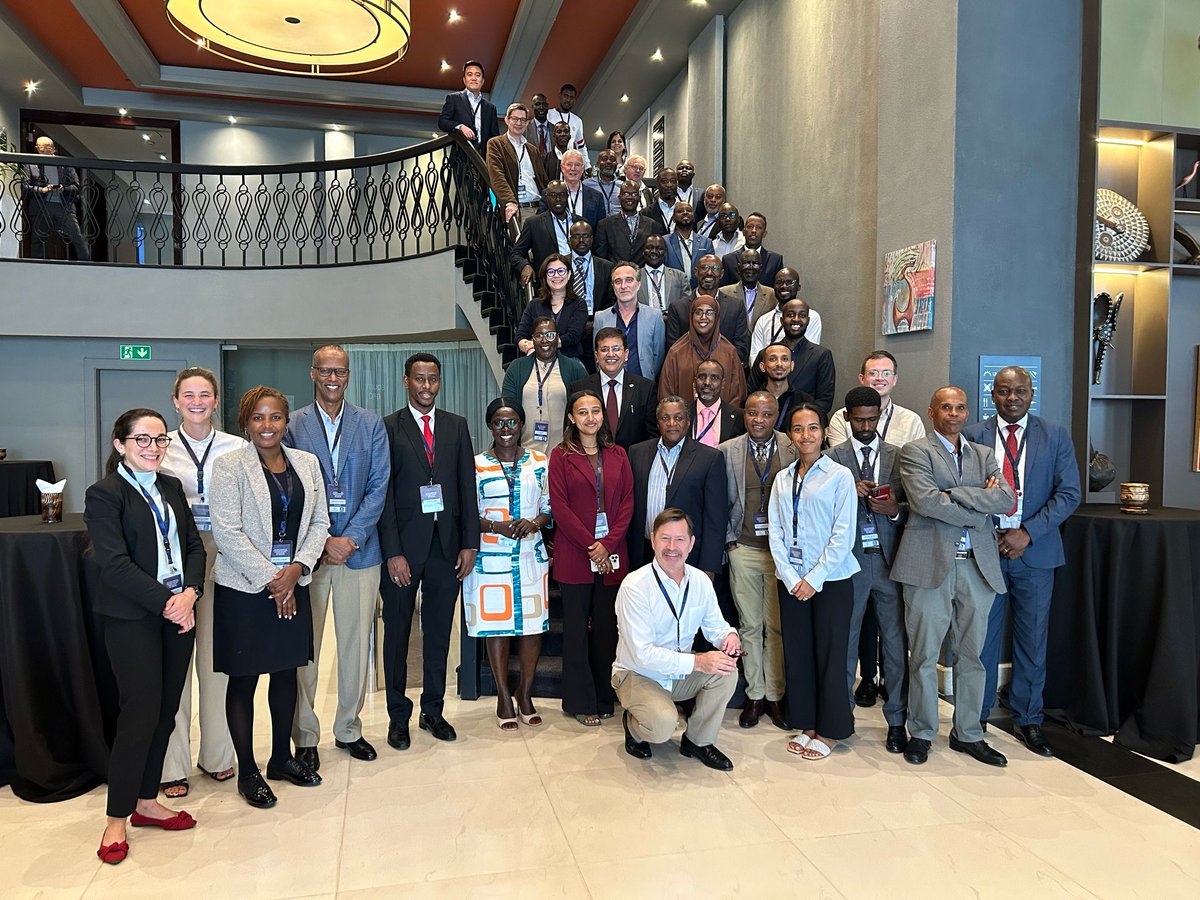 UNHCRInnovation's tweet image. Connectivity can make all the difference when you’re rebuilding your life.
Last week we cohosted a workshop with @WorldBank & partners to advance #digitalinclusion for refugees & host communities in East Africa 🌍
Wonderful to have action-oriented discussions with key players!