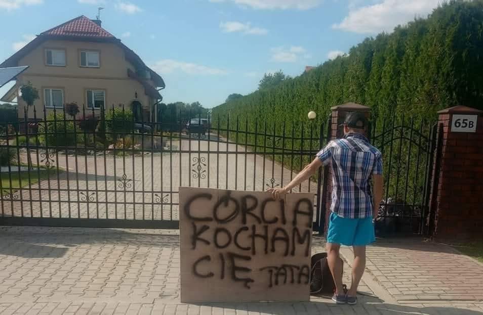 <a href="/partiarazem/">Razem</a> Tymczasem dzień ojca niektórych ojców w Polsce: