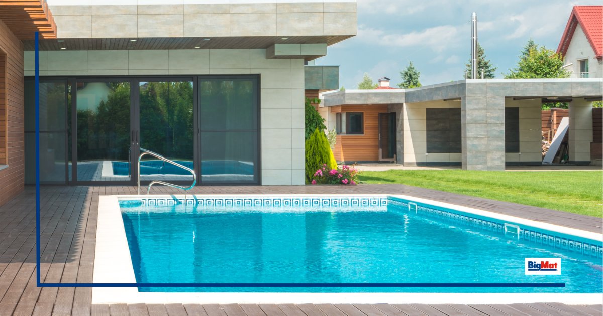 🌊¿Cloro o sal?
Ambos sirven, pero con el cloro 4 efectos BigMat, aseguras, limpieza, antialgas, floculación y estabilización del PH. 
#BigMat #Piscinas #Exterior #JArdín #Exterior #Mantenimiento