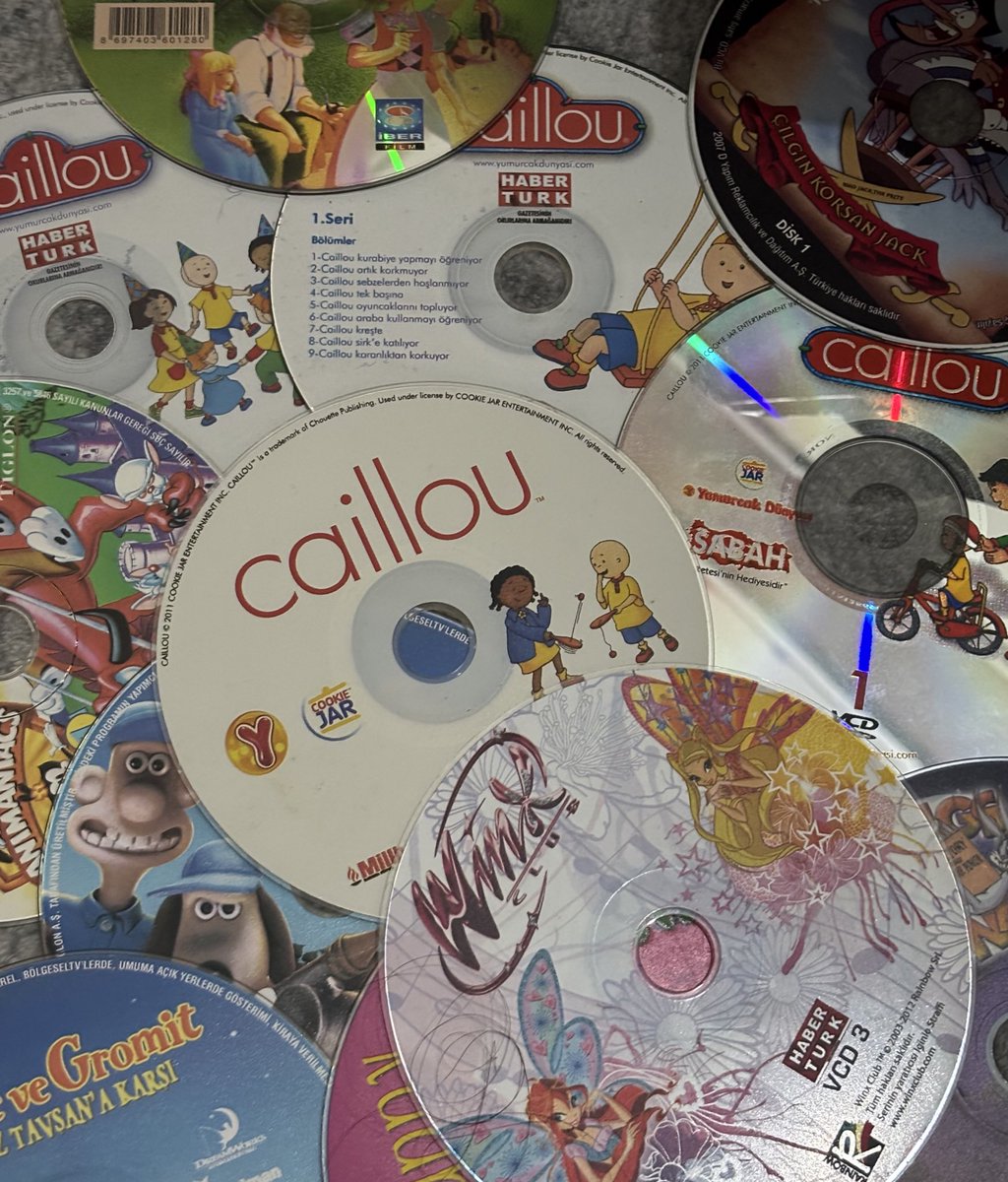 silaayimiste's tweet image. odayı temizlerken fazla dibe inmişim 🥹🫠