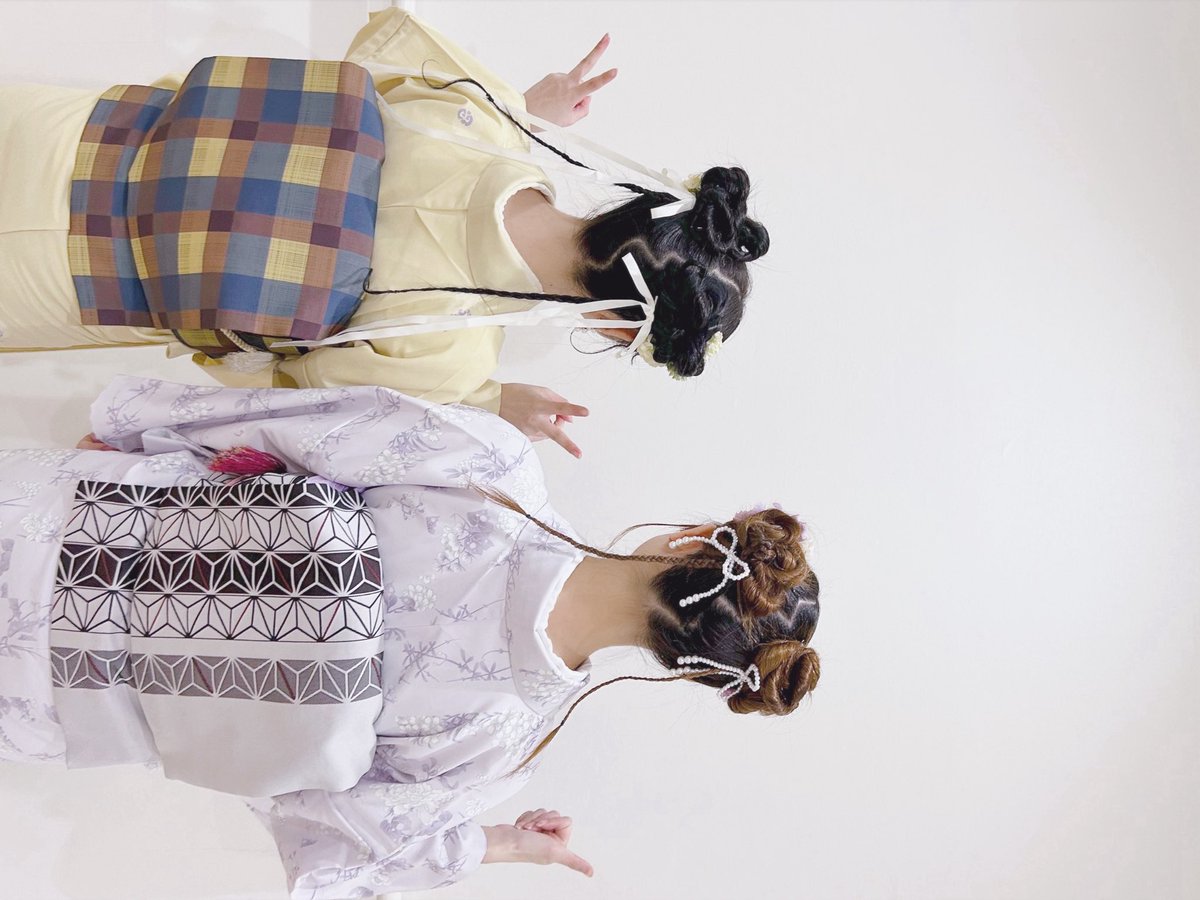 こんばんはるな🌙

 #小林玻月 です🐱⚽️

皆様はんなり京巡りは見てくれましたか？？💭👀
今回は私の元地元に行って参りました🕺
この回が初めてのはんなり京巡りだったので緊張しました（◜𖥦◝ ）

オフショット大公開✌🏻

まだ見てない方はこちらから🔗
youtu.be/5g2Zv6g5oSY?si…

 #アイドル
 #京都