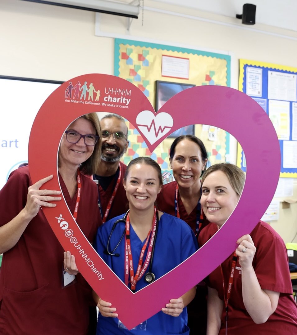 Delivering essential, life-saving CPR training to students at <a href="/stjosephsstoke/">St Joseph's College</a> this morning ❤️ 

#KeepStokeHeartSmart