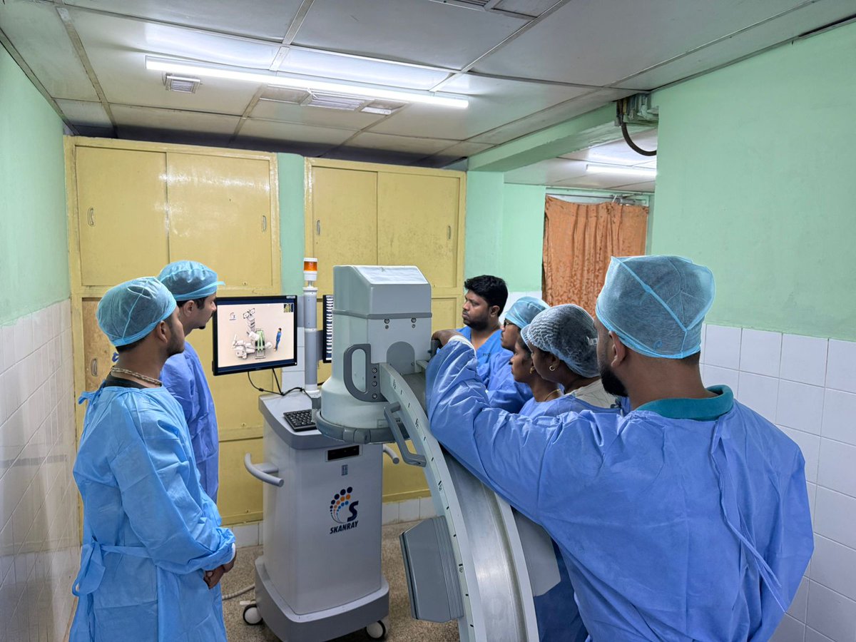 ibsc_skill's tweet photo. Hands-on excellence! Participants of '#Radiology #Equipment Service #Training Program' gain practical expertise in #diagnostic imaging systems at #RKHospital & #SteelPlant Hospital during the course at @ibsc! #MedicalTraining #AMTZ #IBSC https://t.co/RLKaJGpUi0