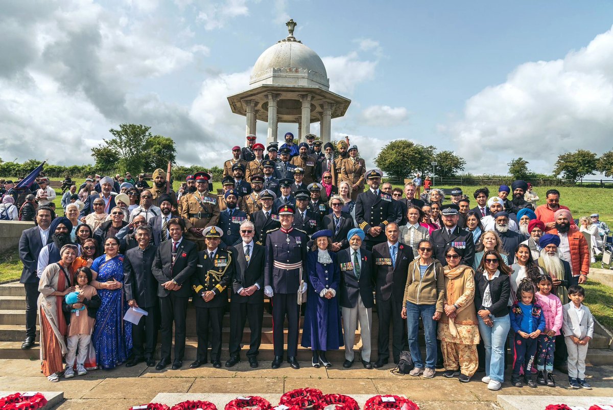Royal Navy (@royalnavy) on Twitter photo Sailors from the <a href="/RNRaceDiversity/">Royal Navy Race Diversity Network</a> network made the pilgrimage to Brighton to remember Indians who died in the Great War.
🔗royalnavy.mod.uk/news/2025/june… Sailors from the <a href="/RNRaceDiversity/">Royal Navy Race Diversity Network</a> network made the pilgrimage to Brighton to remember Indians who died in the Great War.
🔗royalnavy.mod.uk/news/2025/june…