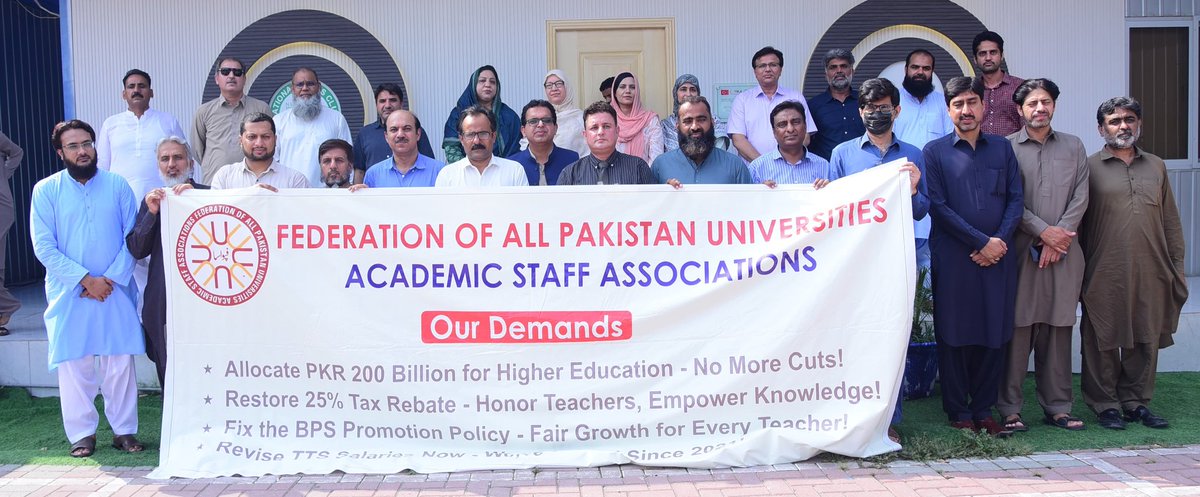 FAPUASA Press Conference at National Press Club, Islamabad. The main theme of this Press Conference was continuation of 25% Tax Rebate for Teachere and Researchers and increase in recurring grant for higher education. 

#Tax_Rebate_for_Researchers 
#Restore_Tax_Rebate