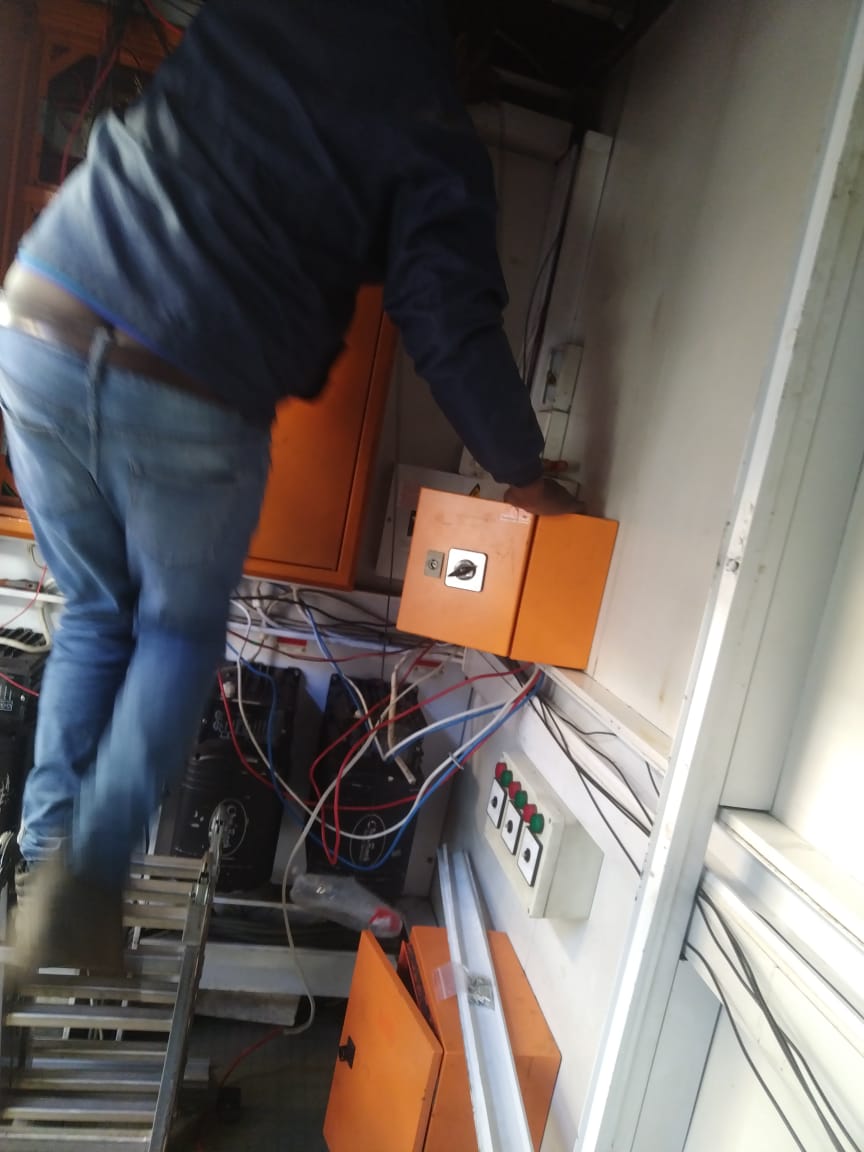 Rea Vaya Bus Transit (@reavayabus) on Twitter photo #ReaVayaStaionMaintenance
Station maintenance continues by <a href="/MyJRA/">Joburg Roads Agency</a> at Rea Vaya Library station <a href="/CityofJoburgZA/">City of Joburg</a> <a href="/MMCKennyKunene/">Office of the MMC: Transport</a> .^BM #ReaVayaStaionMaintenance
Station maintenance continues by <a href="/MyJRA/">Joburg Roads Agency</a> at Rea Vaya Library station <a href="/CityofJoburgZA/">City of Joburg</a> <a href="/MMCKennyKunene/">Office of the MMC: Transport</a> .^BM