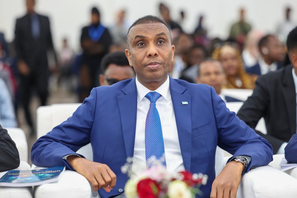 ArabeyHashi's tweet photo. Waxaa Maanta ka qayb galay Xaflada Daahfurka Hiigsiga 2060 oo ay higsanayso dowlada Dan Qaran kuna hogaaminayo Madaxweynaha JFS Dr Hassan Shiikh Maxamuud iyo Raysalwasaare Xamse Cabdi Barre. #highlights2025 #DanQaran #followers #hiigsi2060 #mopmr https://t.co/YGiawzx6jY