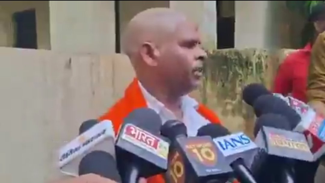 वह धर्म पूछ कर हमला किया था 
और तुम जाट पूछ कर हमला किए हो 

आप लोग ही बताइए दोनों में क्या अंतर रह गया