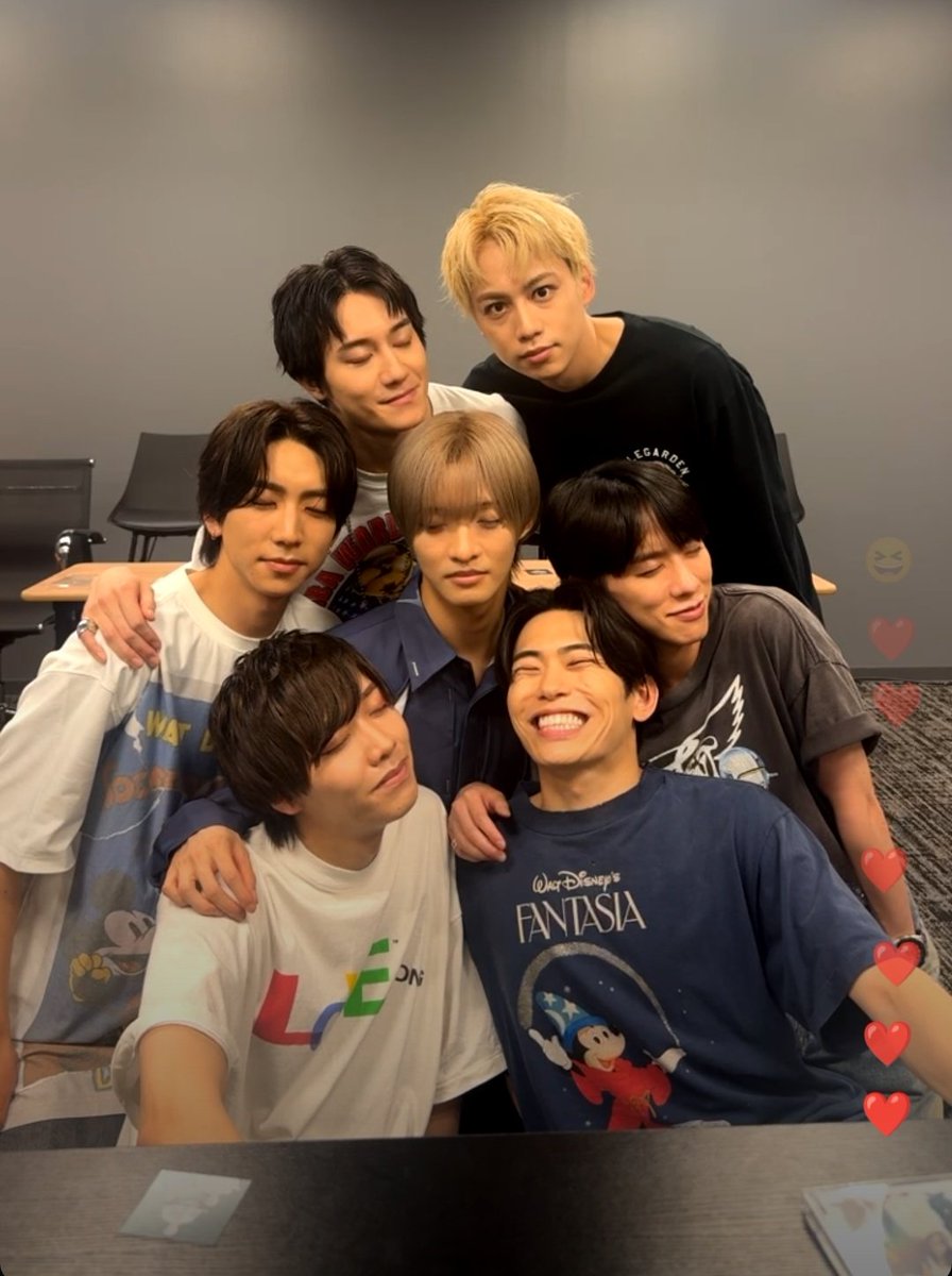 ki32tk's tweet photo. 笑っちゃう影山くんかわいい❤
#ちくちくデー https://t.co/wP026lLVOj