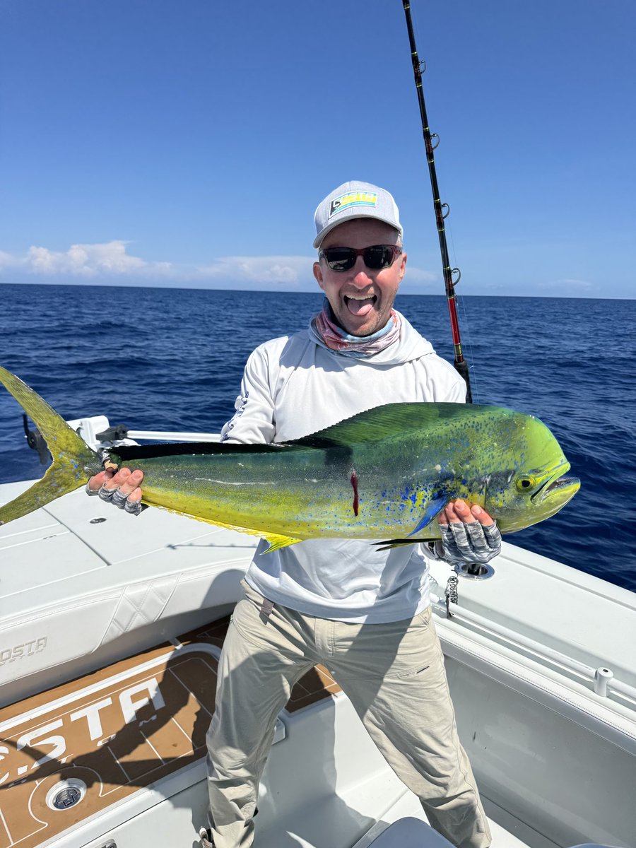 born_saltwater's tweet photo. What a day on the water Saturday by our boys! Till the next trip 🫡😎🎣
📸: Todd Menke
#saltwaterborn #saltwaterbornflorida #sun #sand #saltwater #sarasota #offshore #mahi #ar #scamp #fieldclub https://t.co/4qGgJ1WSZG