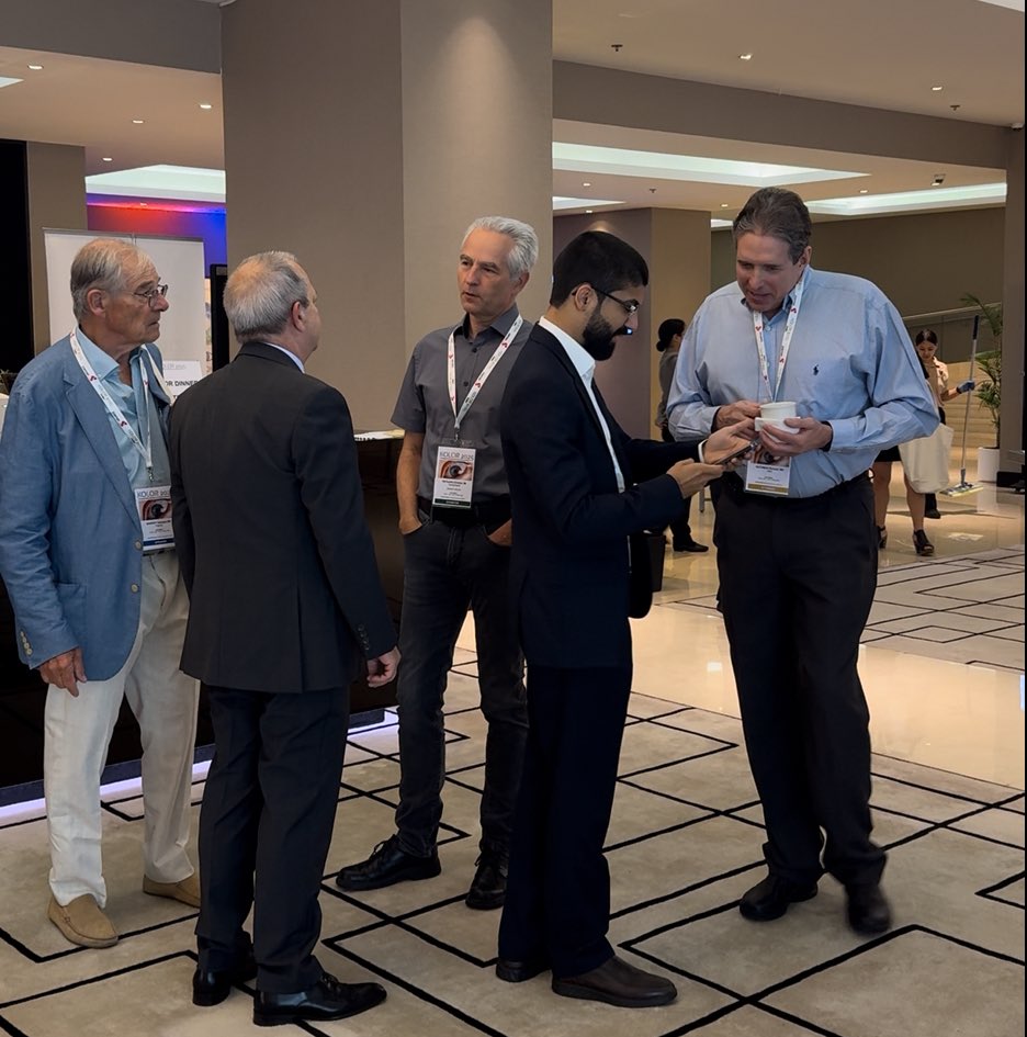KOLORCongress's tweet photo. 🇦🇪The KOLOR Congress (#Dubai) blended cutting-edge lectures on #eyecolorchange with high-level networking—through dinners, wet labs, and breaks in exceptional venues.
🌎It gave participants a unique chance to connect with global experts and grow their #network.
#science https://t.co/bmZuPrzeEO