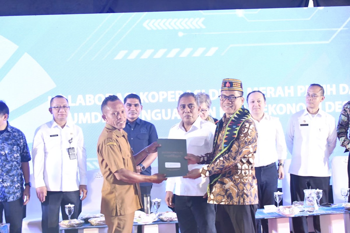 Fathor260776's tweet photo. Mari Kita Sukseskan Swasembada Pangan dgn Program Ketahanan Pangan serta Kopdes Merah Putih dlm  Mewujudkan Asta Cita ke 6 Presiden Prabowo.

#TPPBersamaMenteriDesa
#KetahananPanganMenujuSwasembadaPangan
#KolaborasiBumdesdanKopdesMP
@prabowo
@YandriSusanto27
@taufikmadjid71 https://t.co/kwhTWc6Sun