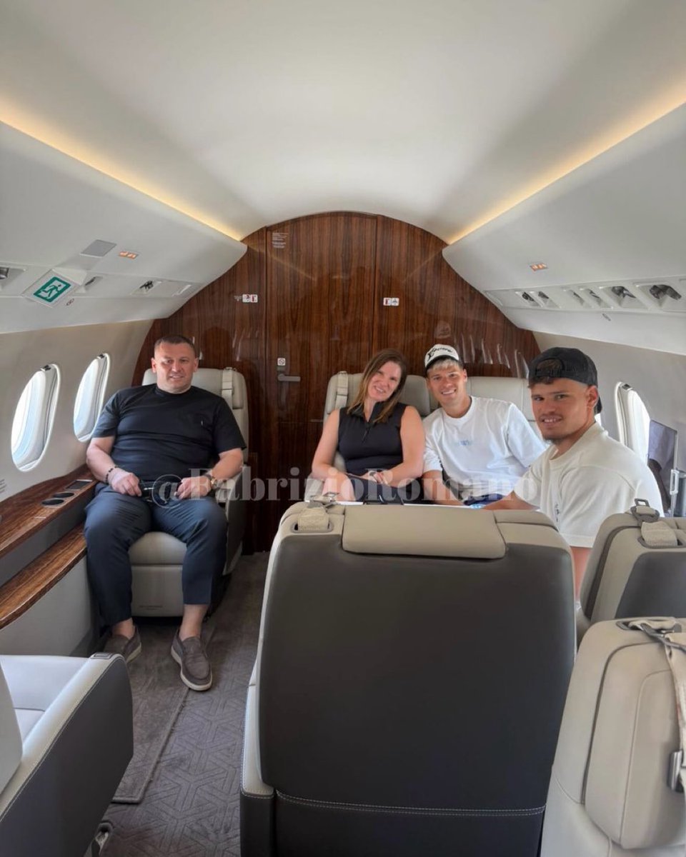 ✈️ Next stop: Liverpool

Via: <a href="/FabrizioRomano/">Fabrizio Romano</a>