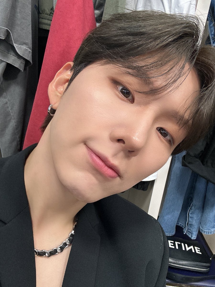 Official_MX_jp's tweet photo. にほんのもんべべ ひさしぶりだな!!!!!! #기현 https://t.co/UkSejMTb3K