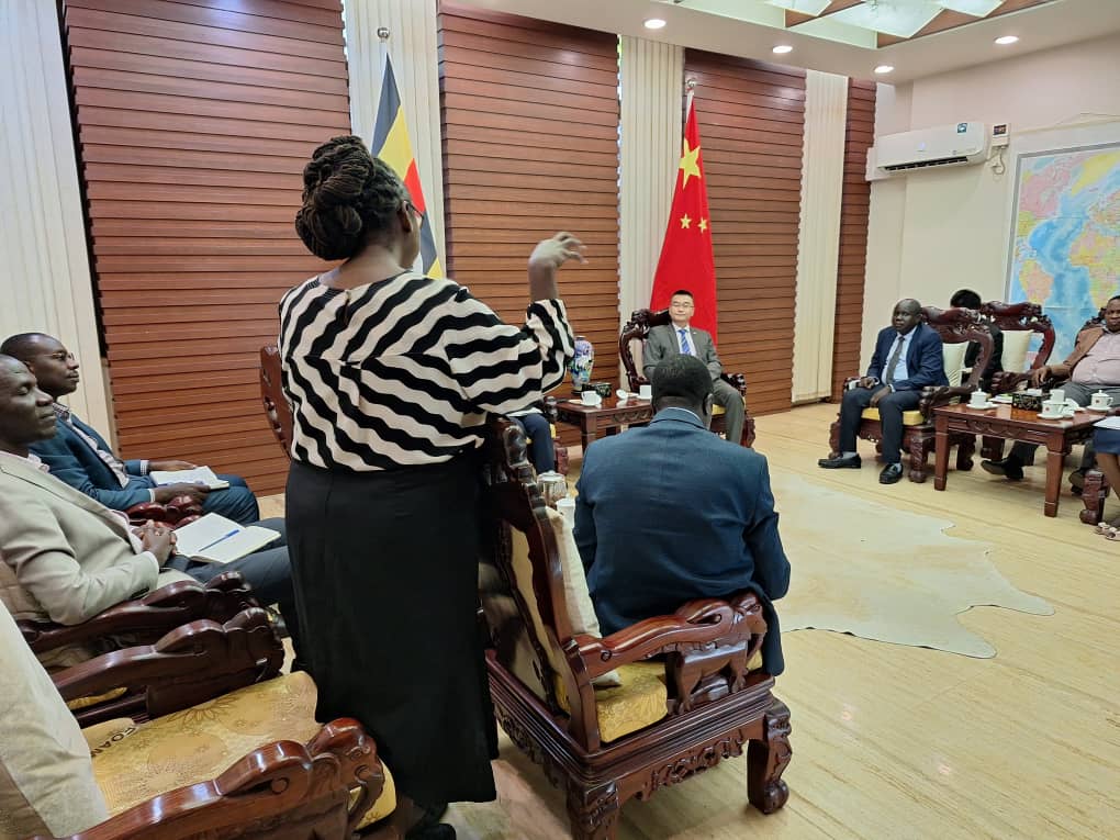 The <a href="/UNESCO/">UNESCO 🏛️ #Education #Sciences #Culture 🇺🇳</a> team is already on ground in Uganda!
Ahead of their visit to @MUST_Uganda this Thursday, the delegation held a key engagement with the Chinese Ambassador at the Embassy of China in Uganda.
<a href="/MbararaUST/">Mbarara University</a>  
<a href="/ChineseEmb_Uga/">Chinese Embassy in Uganda</a>