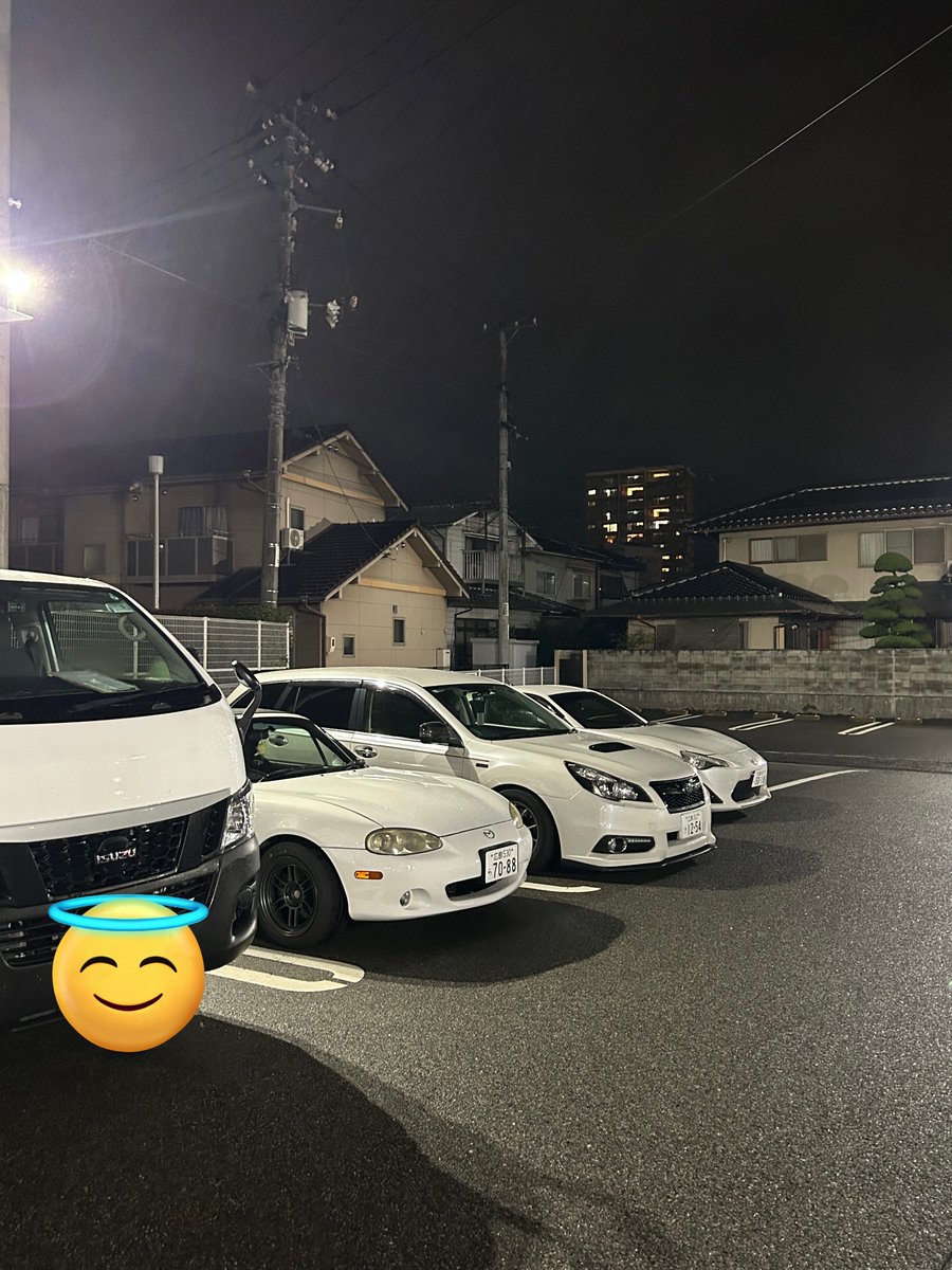 HSU507's tweet photo. こんばんは！！

今日は廃タイヤの処分をしました！
ガレージの中も外も���なりスッキリしました💫

お腹が空いたのでくら寿司へ、、🍣 https://t.co/RLeGRkLMxf