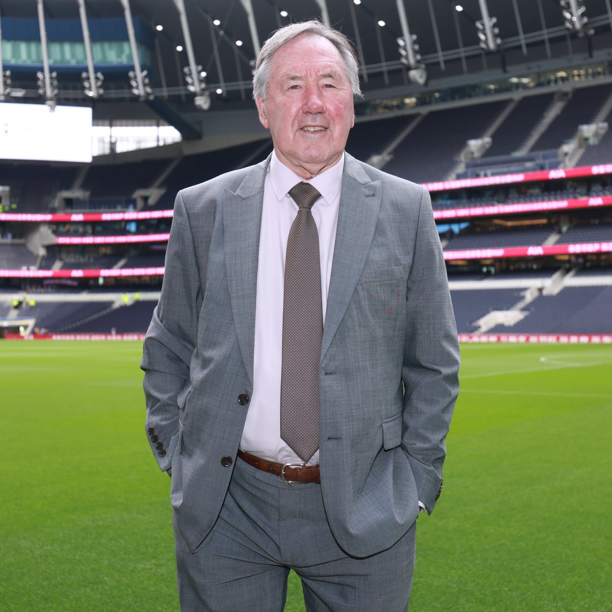 LMA_Managers's tweet image. 🎂 The LMA wishes Keith Burkinshaw a very happy 90th birthday.

Keith&apos;s managerial career spanned over three decades, including eight years at Tottenham Hotspur with whom he won successive FA Cups and the 1983-84 UEFA Cup.