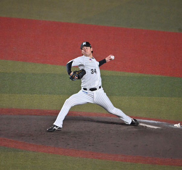 marines__34's tweet photo. 3勝目4勝目(今期2勝目3勝目)
勝利のたびに投稿したかったですが、勝利を挙げて奇跡的にすぐまた勝利できたのでまとめてのご報告失礼します🙇
交流戦、アウェーでも引けを取らない大声援が力になってます！ https://t.co/tQDeldd4P6