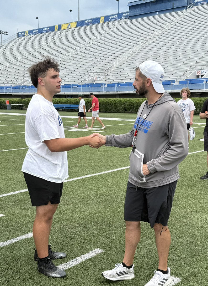 Jax2027's tweet image. Camp 7 (Delaware) of 7 completed.
Recently invited to Wagner so adding one more camp to the run!
✅ 4.64 shuttle — speed work is showing
✅ 8.3 broad — not my PR or where I want it, but I’m on it
✅ 5.24 forty — off-season goal is 4.9 or better. I’ll put in the work and I will…