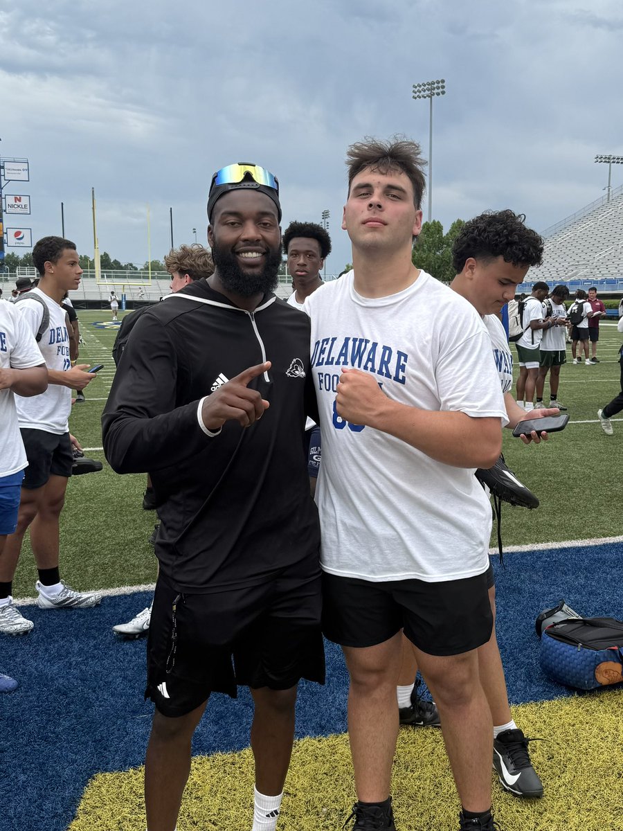 Jax2027's tweet image. Camp 7 (Delaware) of 7 completed.
Recently invited to Wagner so adding one more camp to the run!
✅ 4.64 shuttle — speed work is showing
✅ 8.3 broad — not my PR or where I want it, but I’m on it
✅ 5.24 forty — off-season goal is 4.9 or better. I’ll put in the work and I will…